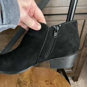 Women’s Style&Co Black Booties Sz 7.5M